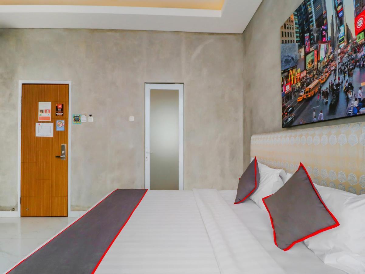 ホテル Super Oyo Collection O 31 The Batik Bed And Coffee バンドゥン エクステリア 写真