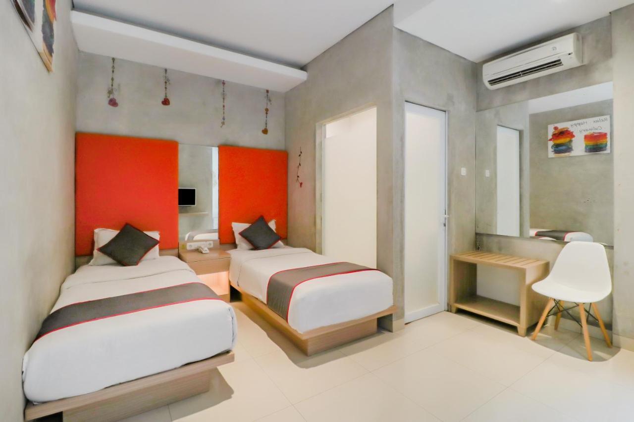 ホテル Super Oyo Collection O 31 The Batik Bed And Coffee バンドゥン エクステリア 写真